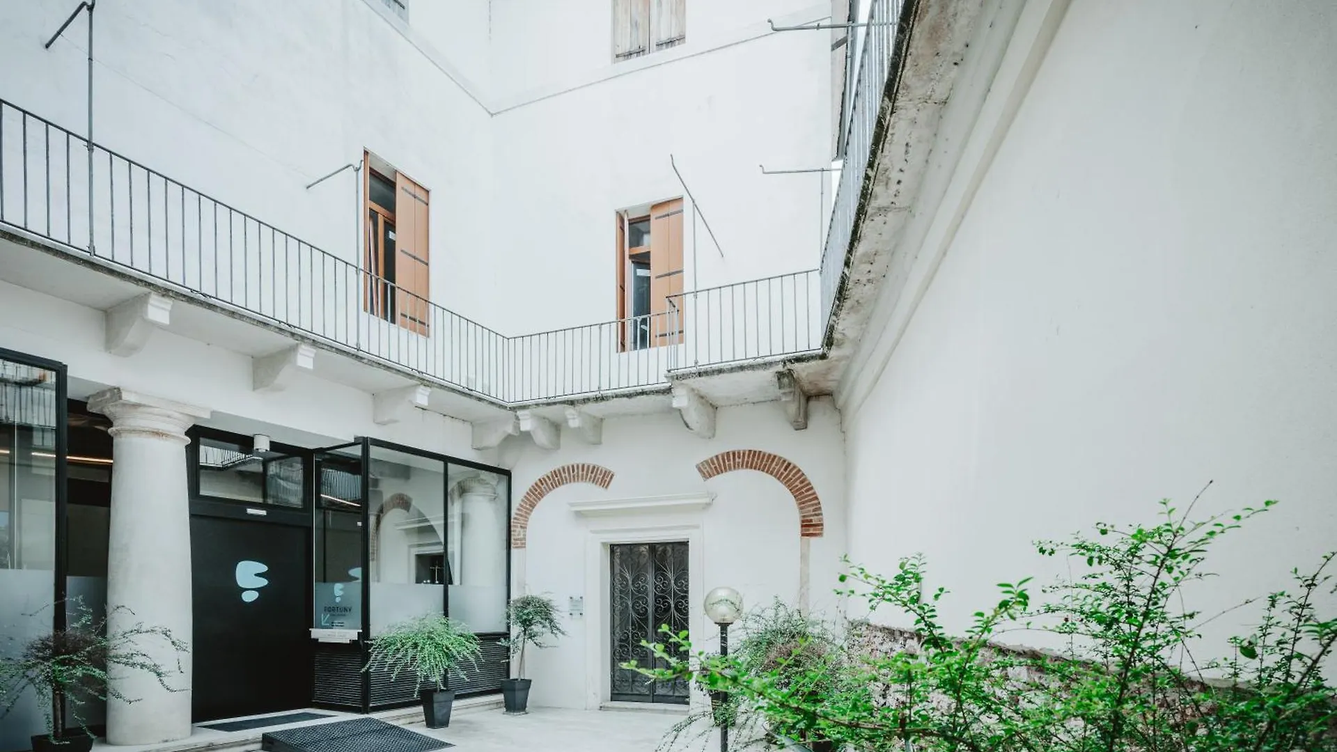Vicenza Centro Apt Nobile - 2 Minuti Dal Centro 0*,  Włochy